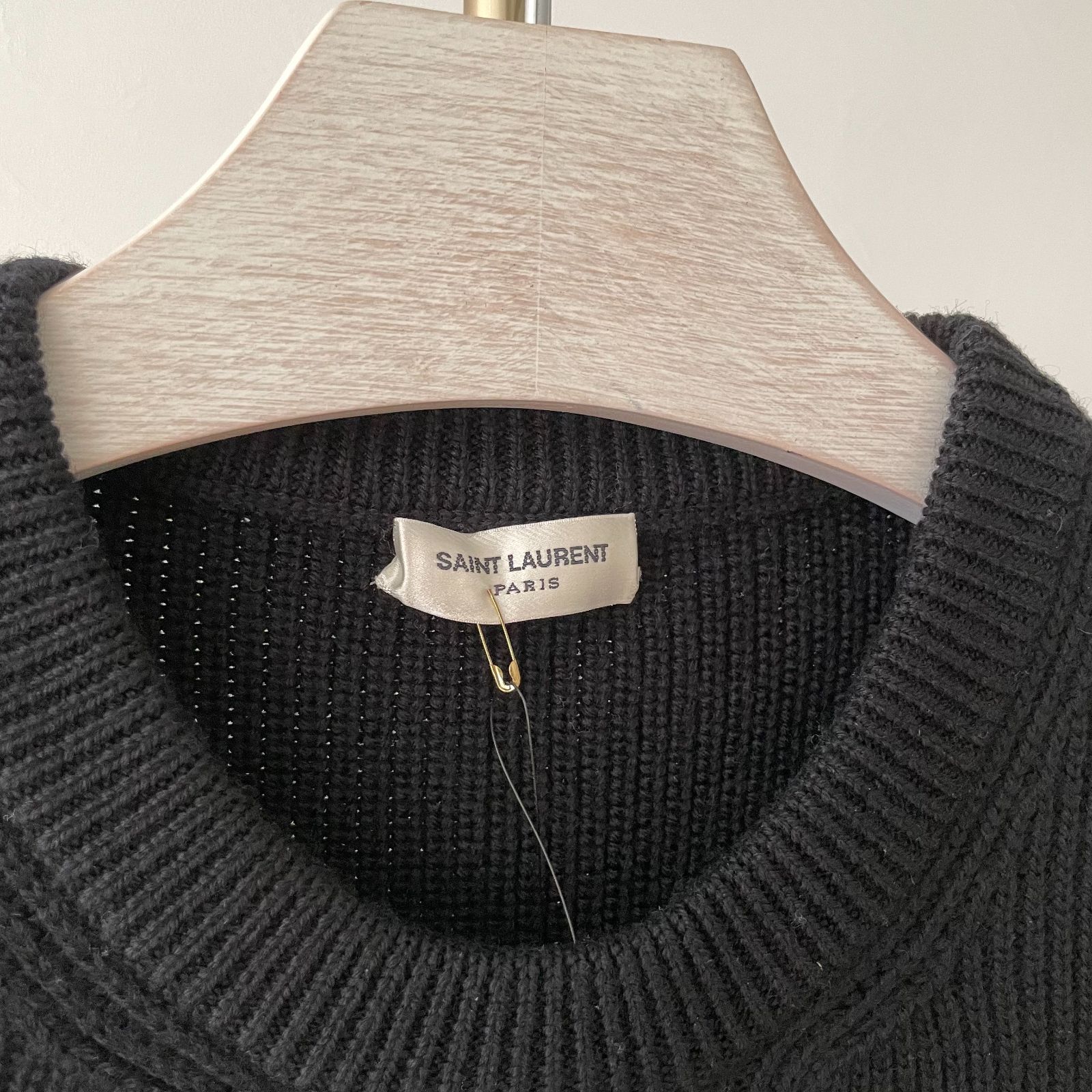 SAINT LAURENT / サンローラン /セントオープンニットポロ SN52 レディースニットウェア | サンローラン | YSL JP