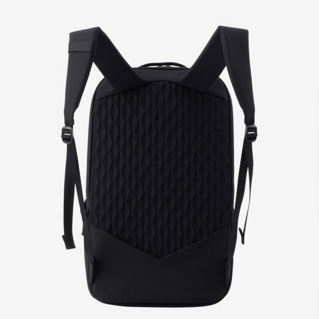 ゴールドウィン GOLDWIN GL94590 GW DAY PACK デイパック 20L リュック