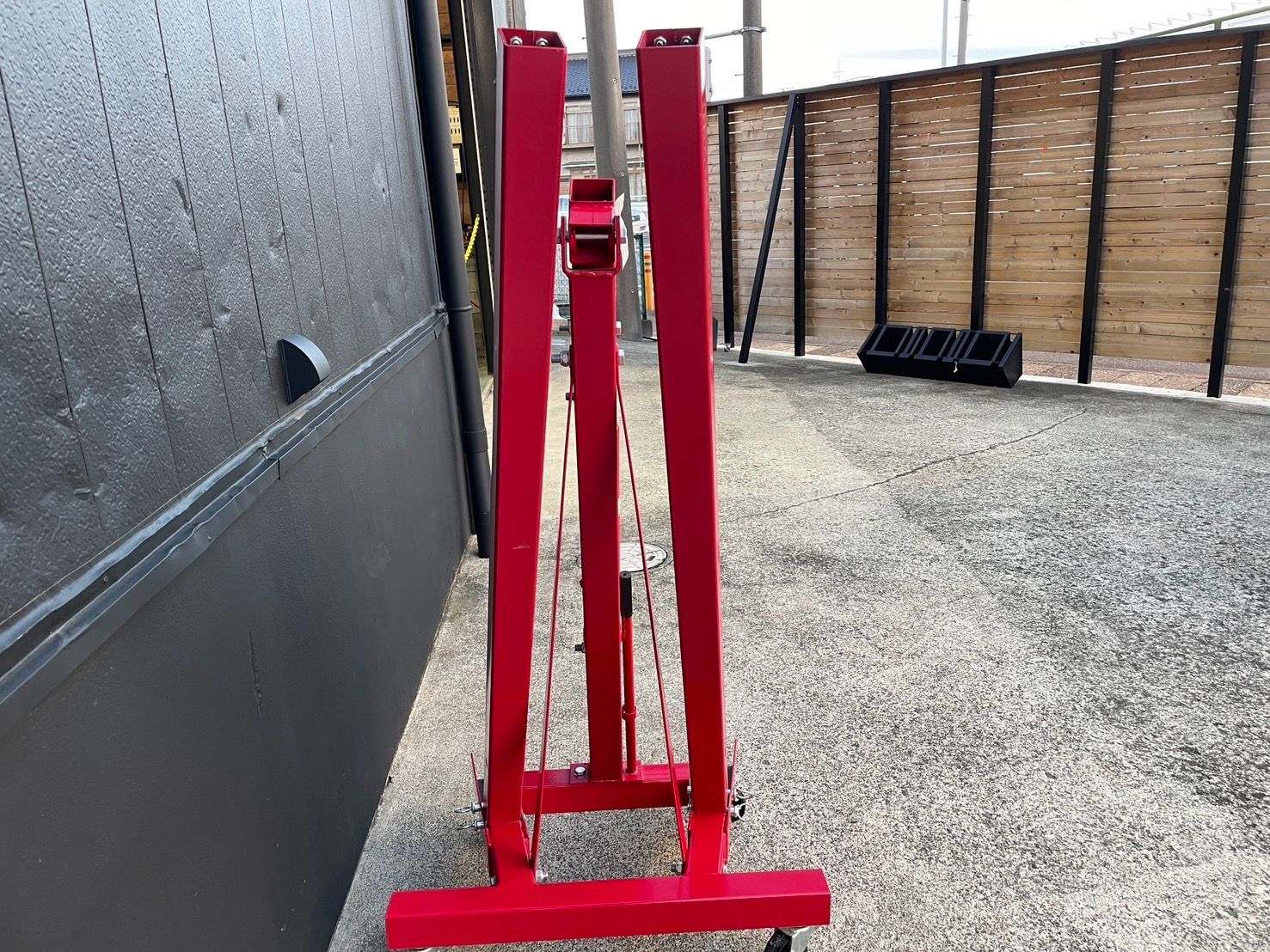 エンジンクレーン EC161