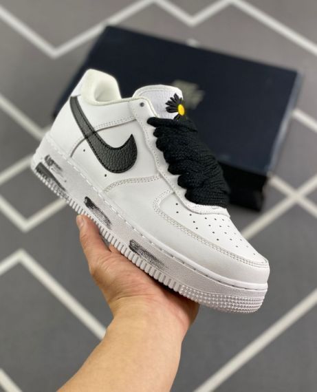 ナイキ スニーカー Nike Air Force1 LOW'07 AQ3692-001 男女兼用 並行輸入品