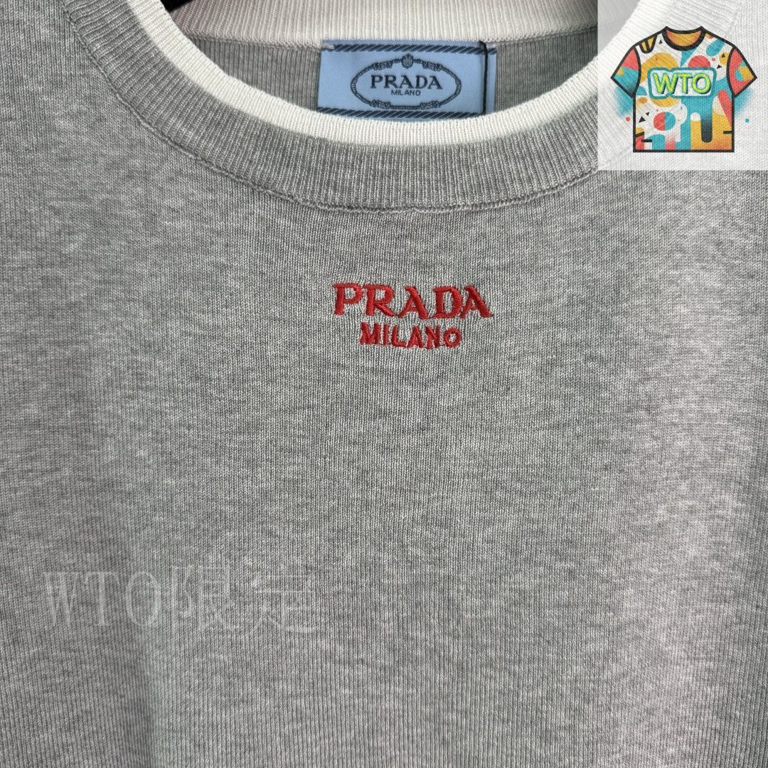 prada 2013ss ネイビーアイボリー ノースリーブベスト SS 2013 Menswear | PRADA