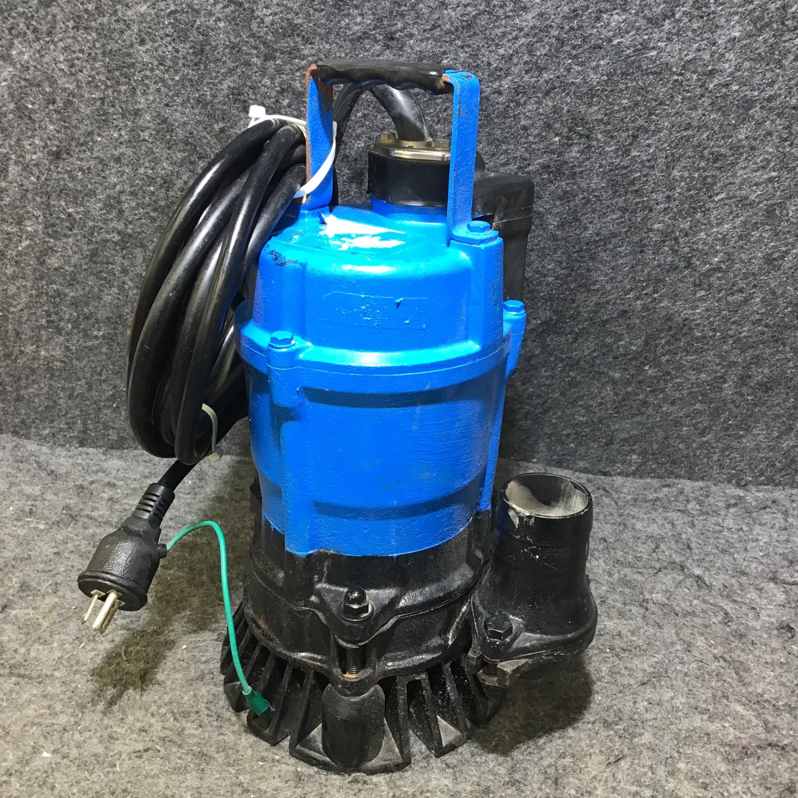 中古品】鶴見 ツルミ 水中ポンプ 型番不明 HSE2.4S？【桶川店】 - メルカリ