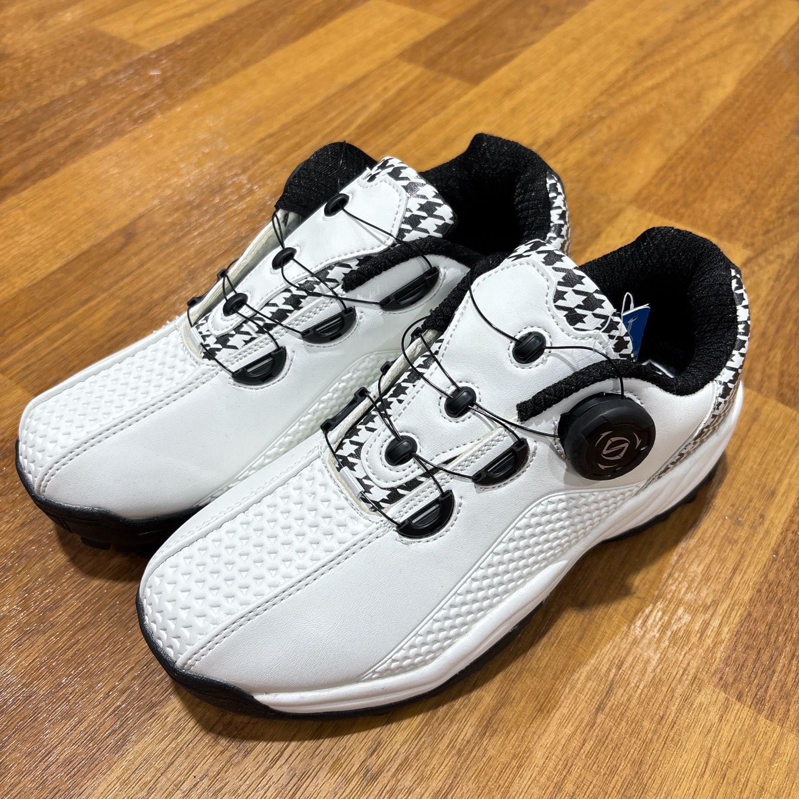 SALE 【新品】 FOURSENSE ダイヤル式 レディース スパイクレス