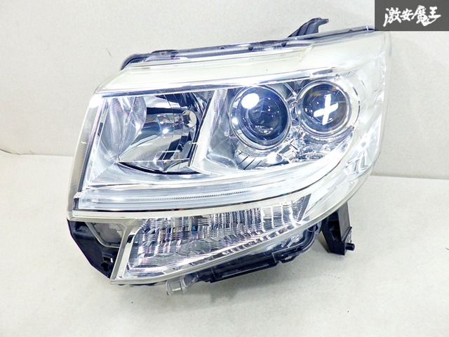 美品　破損無　タントカスタム　LA600S/LA610S　LED　左ヘッドライト 美品 破損無 タントカスタム LA600S/LA610S LED 左ヘッドライト