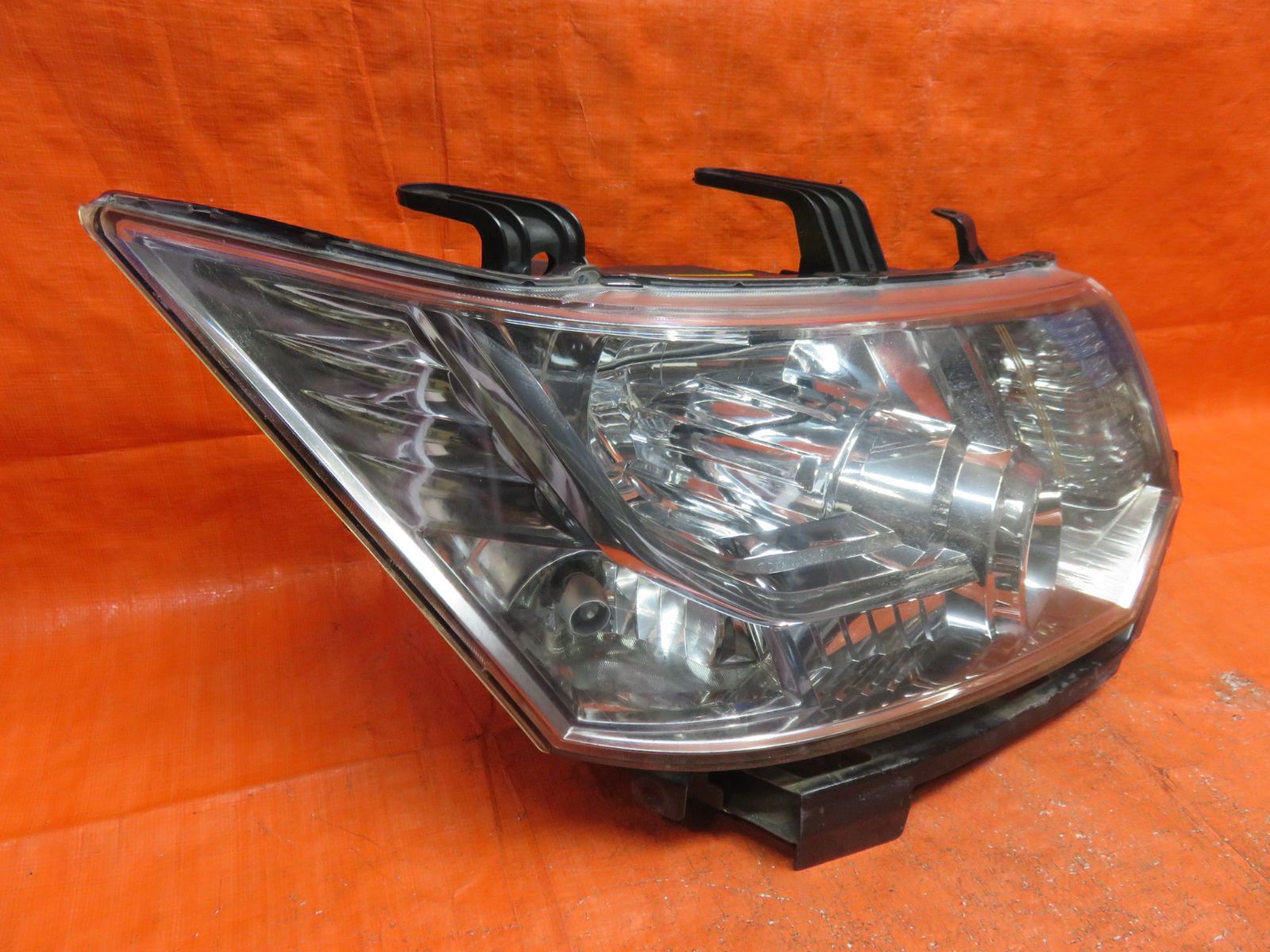 三菱 デリカD5 右ヘッドランプ デリカd5 右ヘッドライト 三菱 デリカ