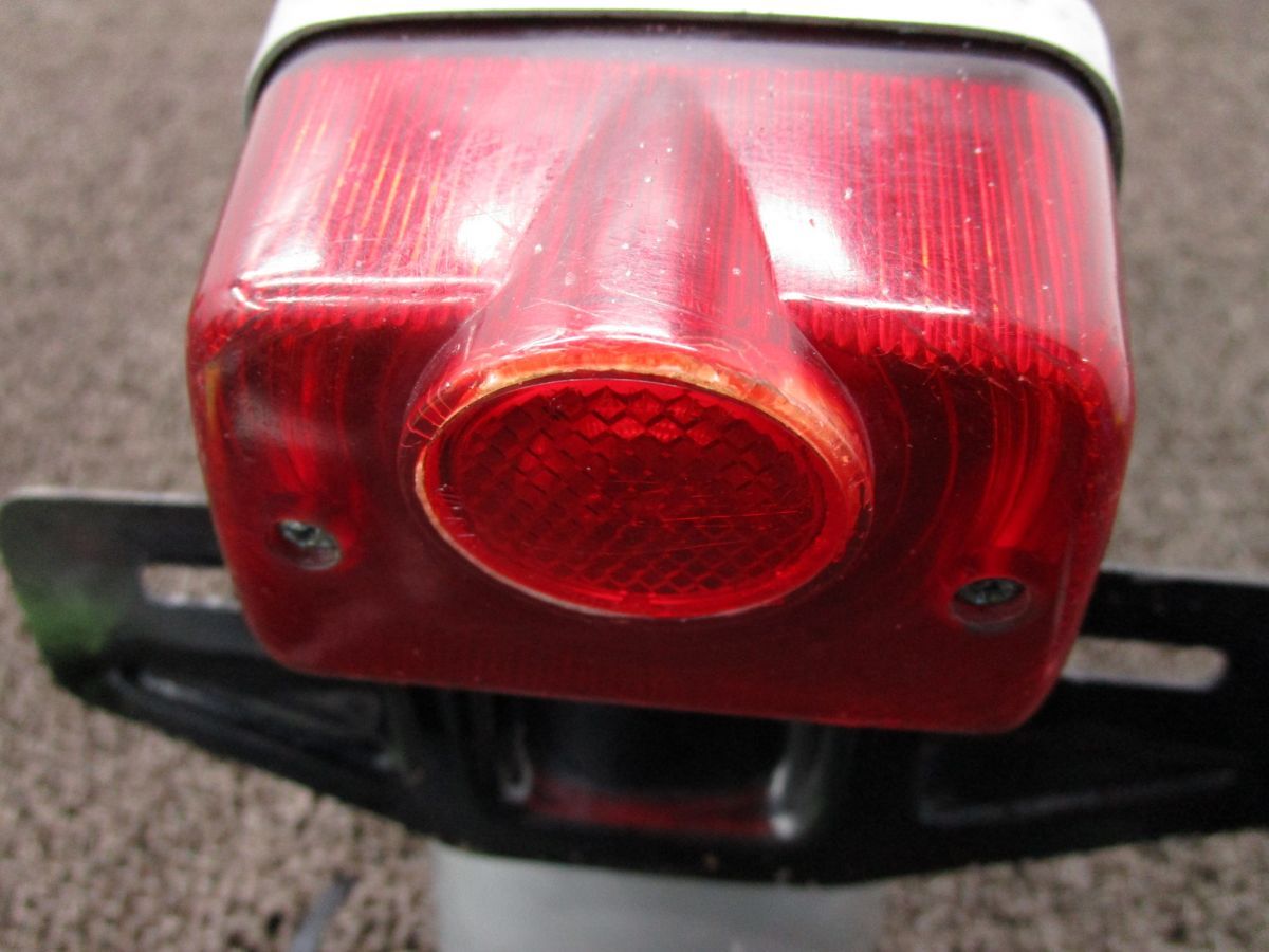 リアフェンダー テールランプ