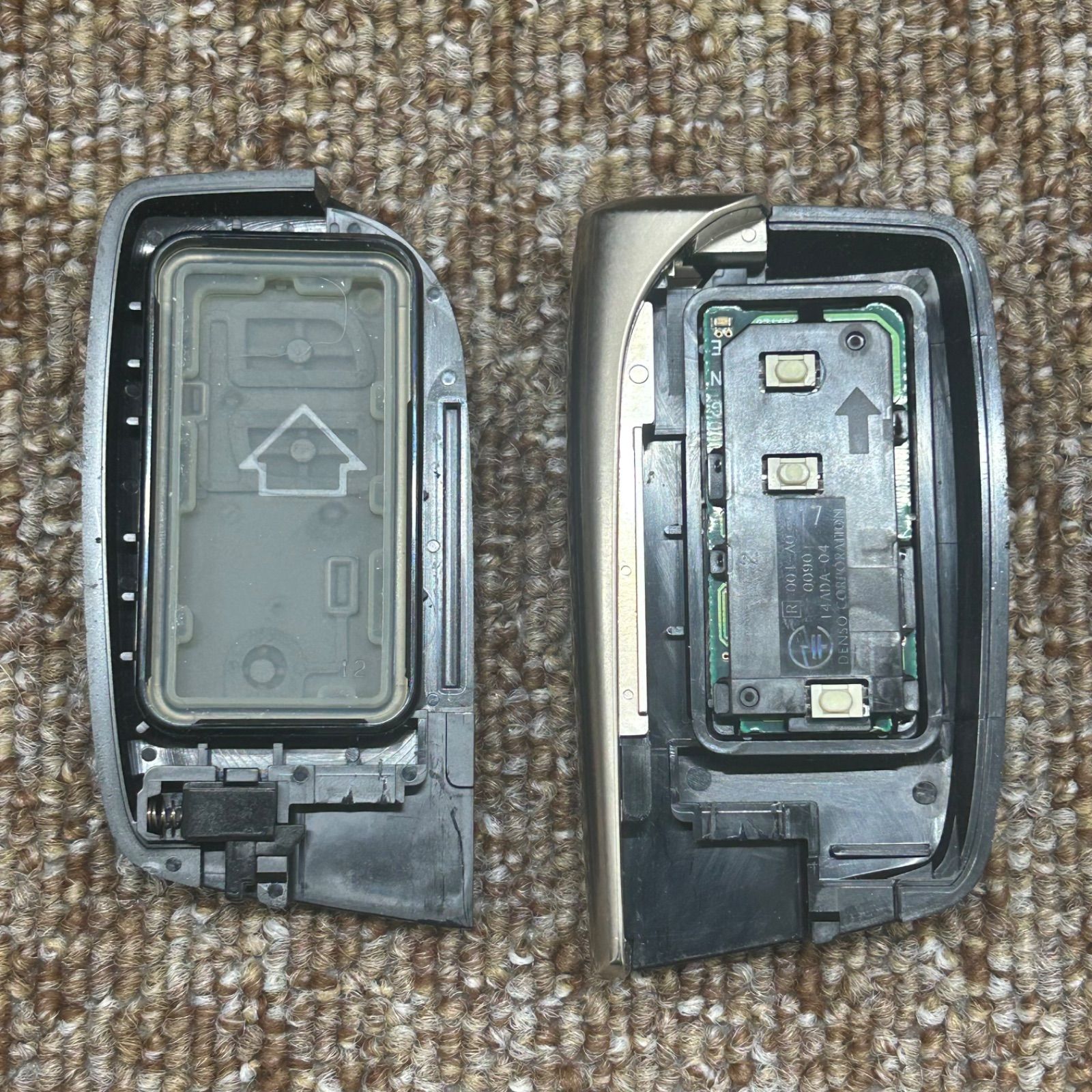 ☆希少☆ スマートキー 3ボタン レクサス 001-A00090 14ADA-04