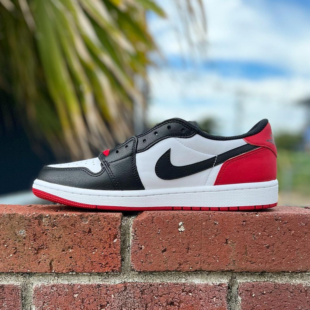 AIR JORDAN 1 RETRO LOW OG BLACK TOE エア ジョーダン 1 レトロ