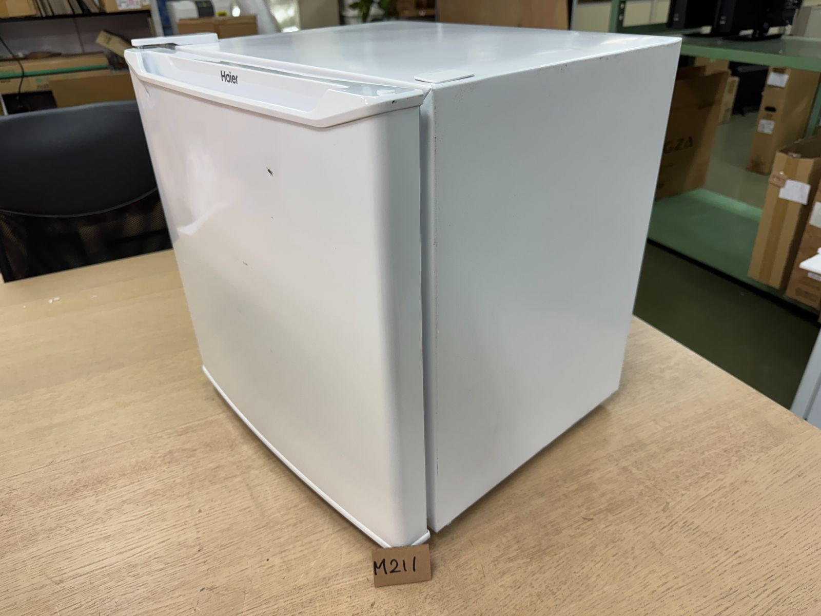 M211 ハイアール ワンドア冷蔵庫 40L 型式:JR-K40AL 年式:2023年 M211 ハイアール ワンドア冷蔵庫 40L 型式:JR-K40AL 年式:2023年