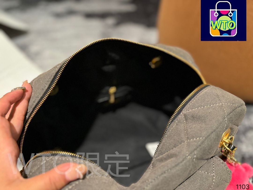 ショルダーバッグ