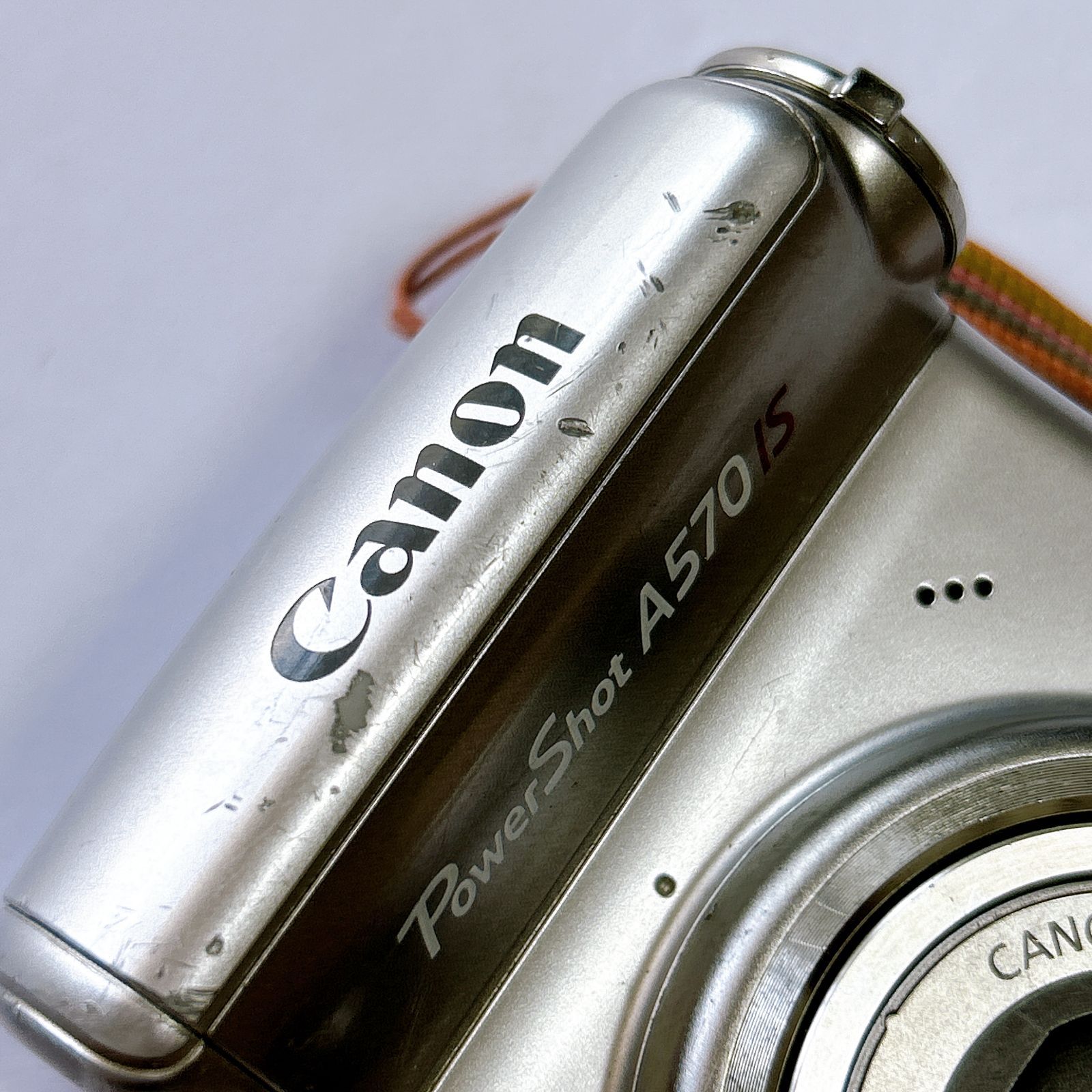 キャノン PowerShot A570 IS シルバー デジカメ 電池 動作確認