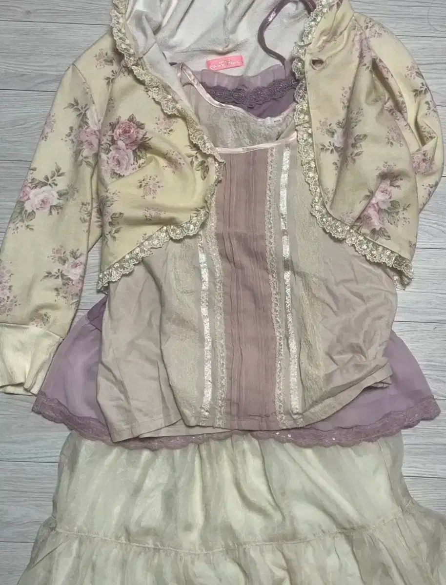 MTG 桃桃子先生 UltlaPro製 プレイマット 再販なし マジック 魔法 の 本