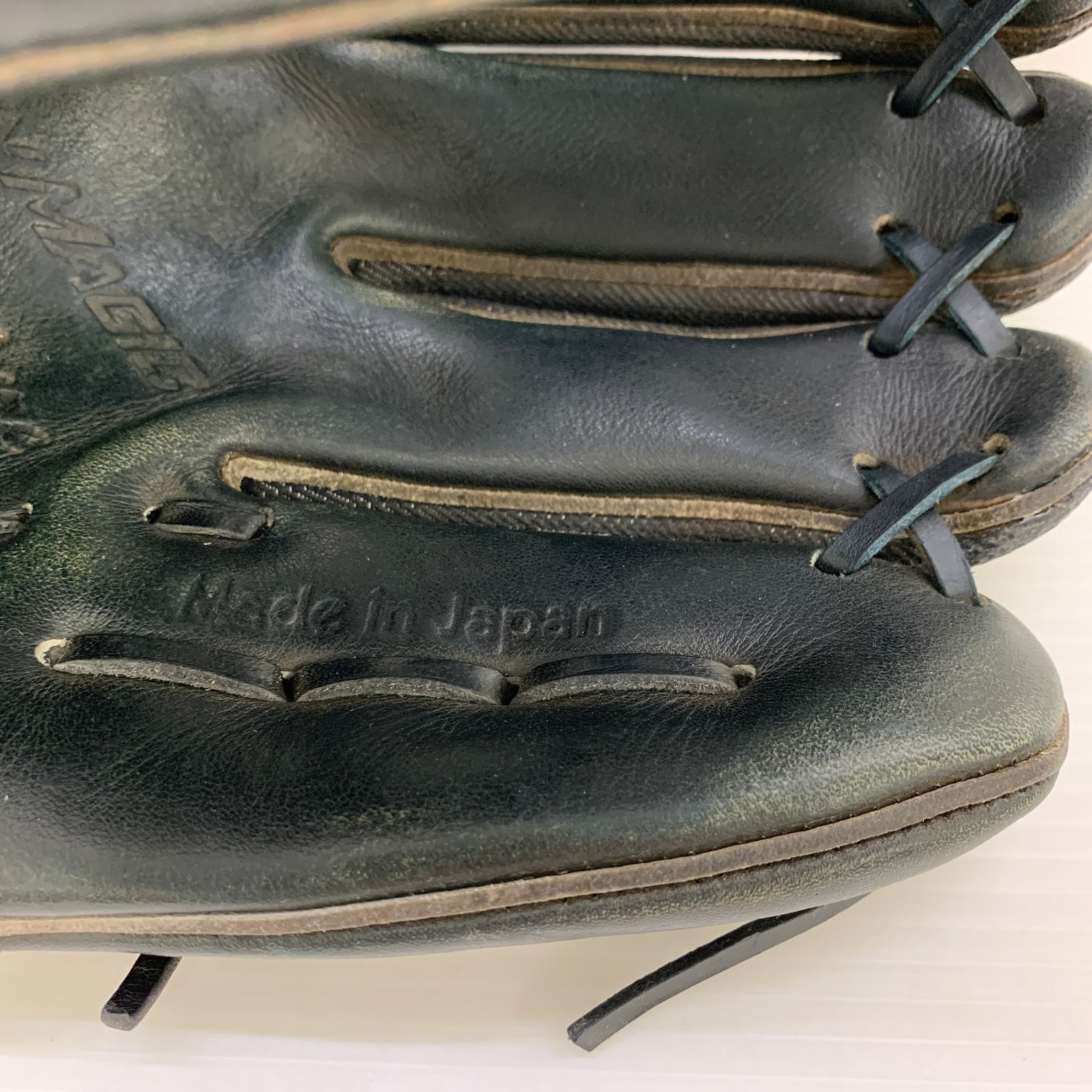 緊急大幅値下げ。 デサント 軟式 大人 一般 内野手用 グローブ グラブ 右投げ DOR-A4375 品 野球 6261 【最短翌日配送】