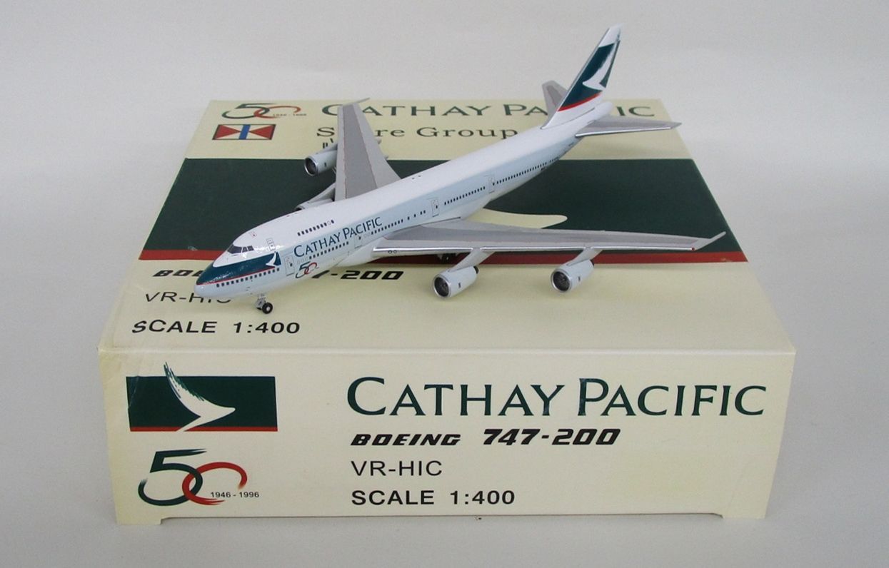 NEW ブルーボックス 1/400 B747-200 Cathay Pacific 50th VR-HIC【C