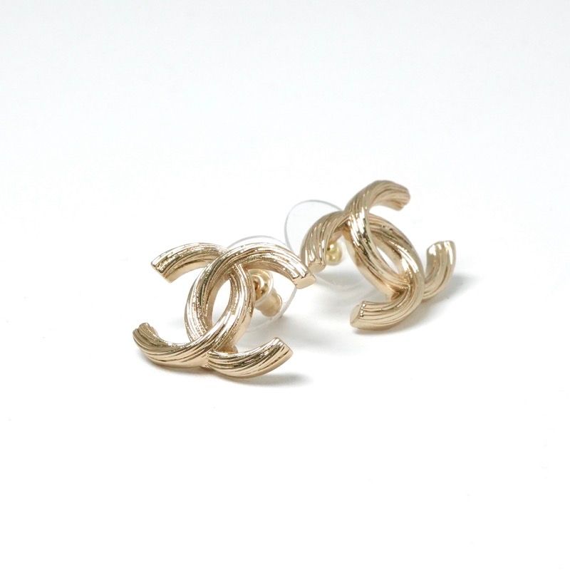 CHANEL シャネル ピアス・イヤリング ゴールド - 4500125E0136 シャネル CHANEL ピアス イヤリング ゴールド ココマーク フープ