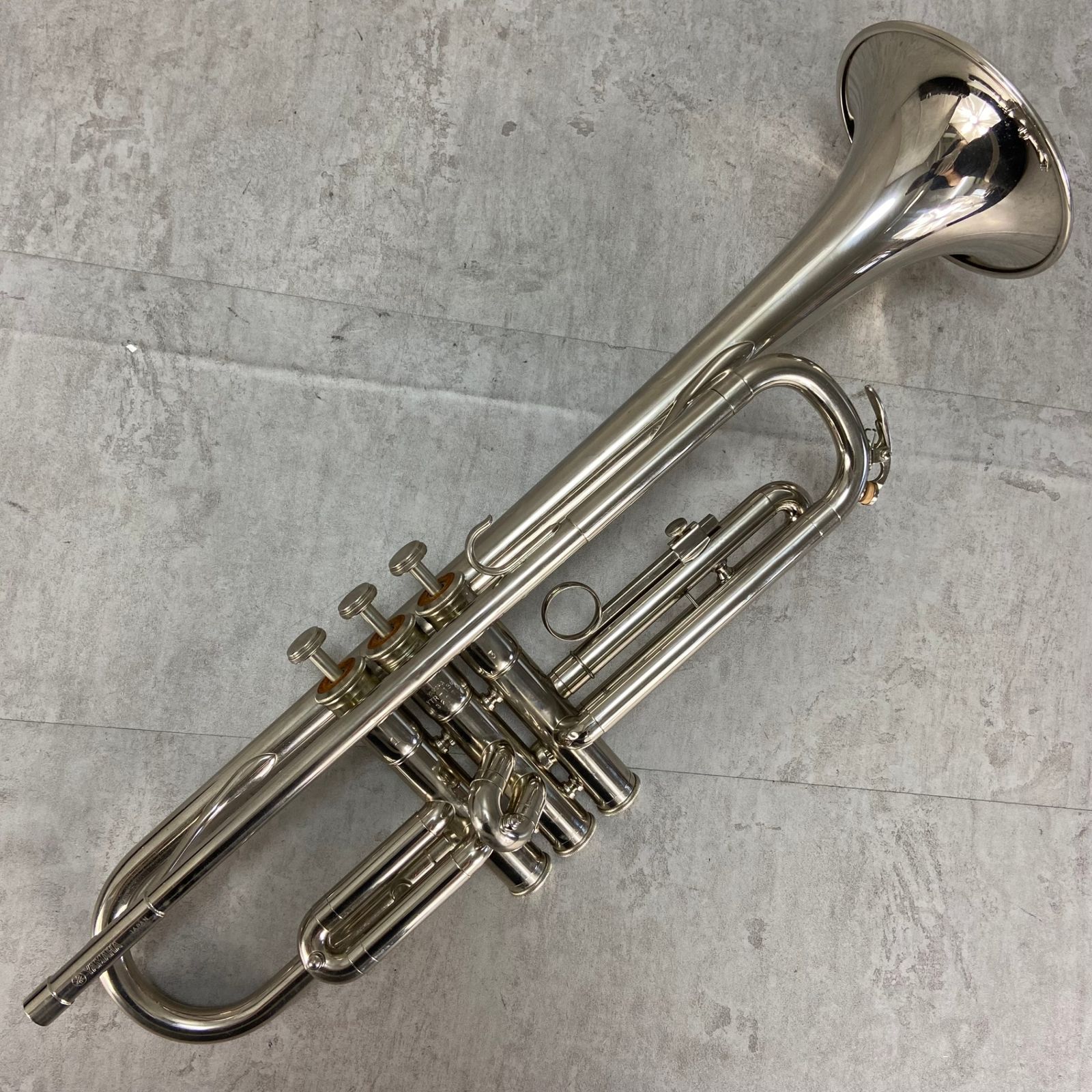 ヤマハ　B♭トランペット 管楽器　YTR-136　ニッケルメッキ　ハードケース ヤマハ B♭トランペット 管楽器 YTR-136 ニッケルメッキ ハード