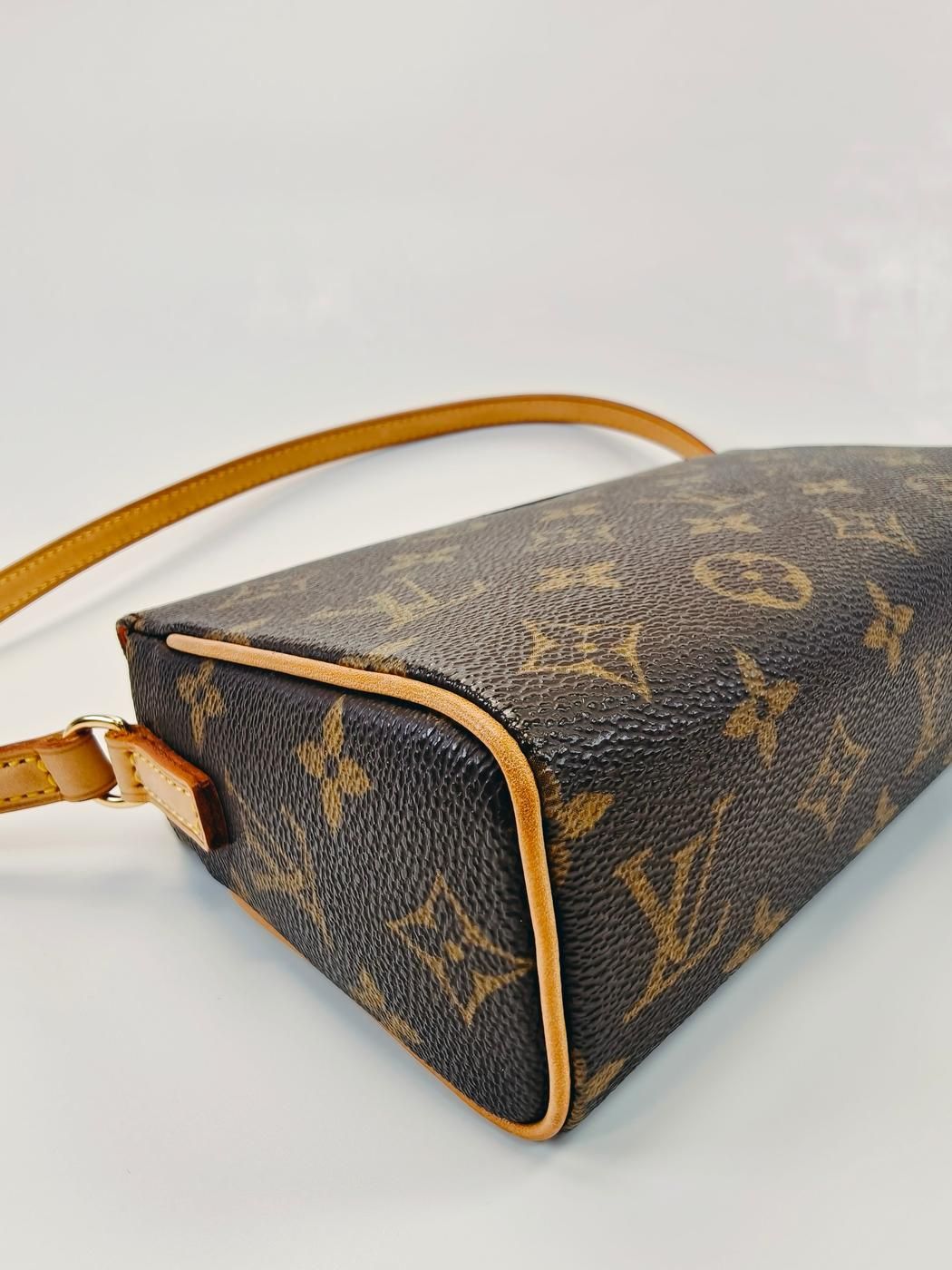 LOUIS VUITTON モノグラム ワンショルダー ハンドバッグ 9743