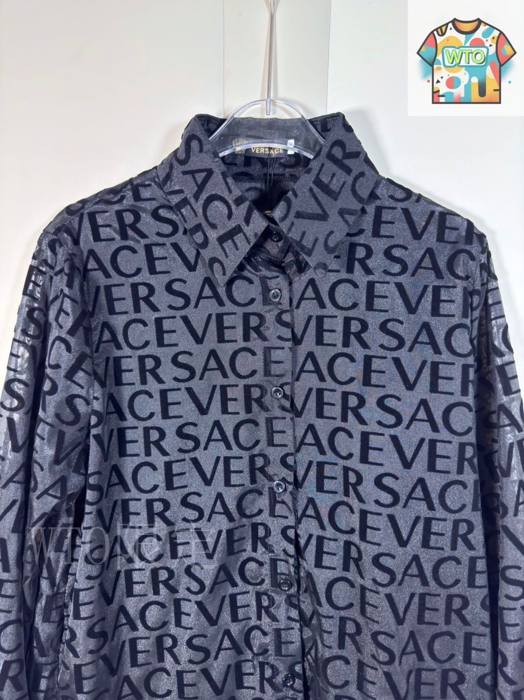 今日特価】Versace All-Over Logo Flocked Jacquard Letter Long