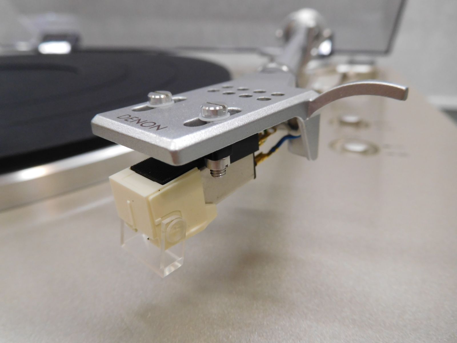 フォノイコライザー内蔵