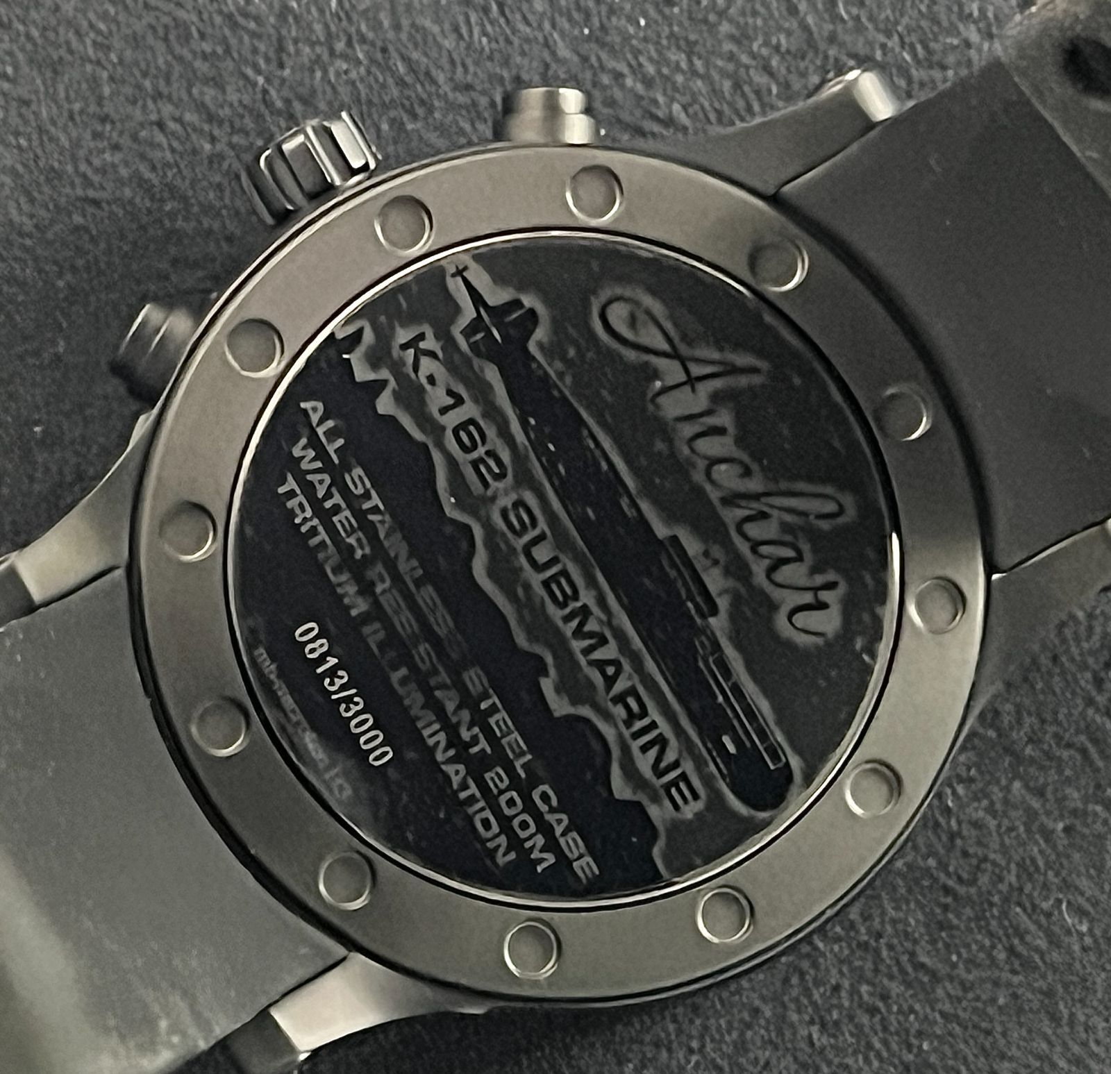 ボストーク 腕時計 メンズ 3000本限定 アンチャール 黒 白 クロノ