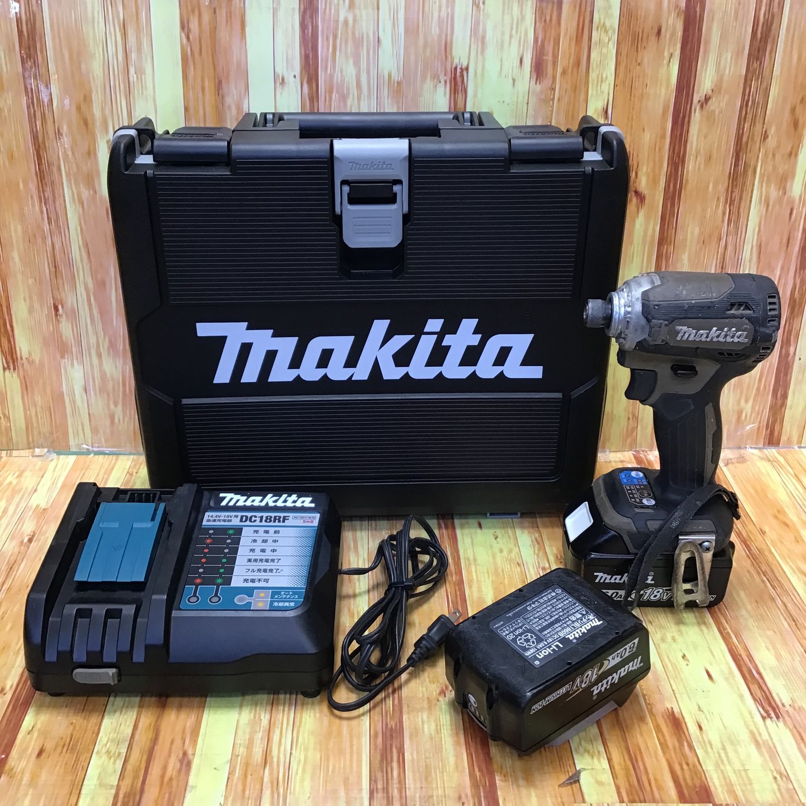 ☆マキタ(makita) コードレスインパクトドライバー TD171DGXAB ケース