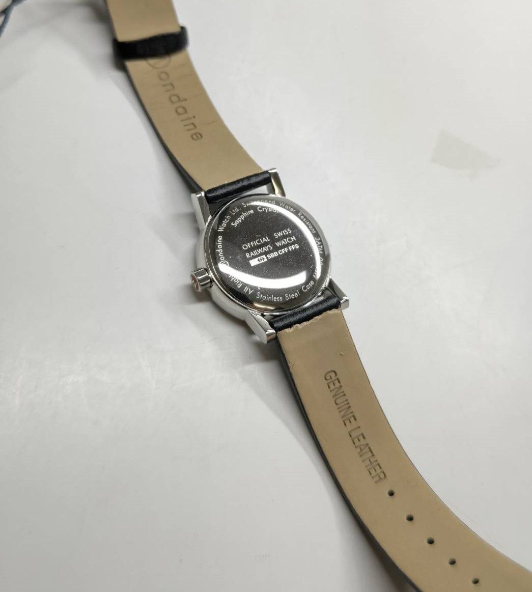 MONDAINE モンディーン 腕時計 電池式クォーツ swiss watch 稼働品