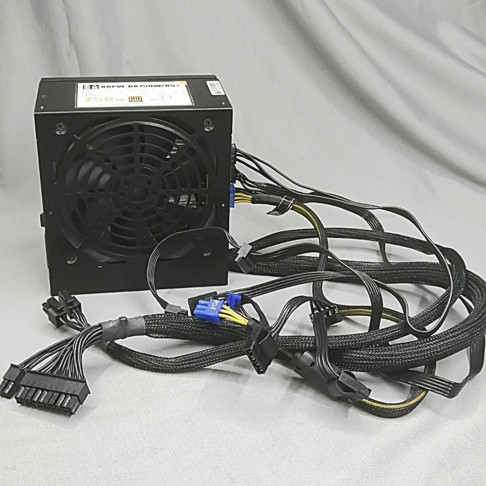 動作確認済】PC用電源ユニット 750 ・玄人志向・ - メルカリ