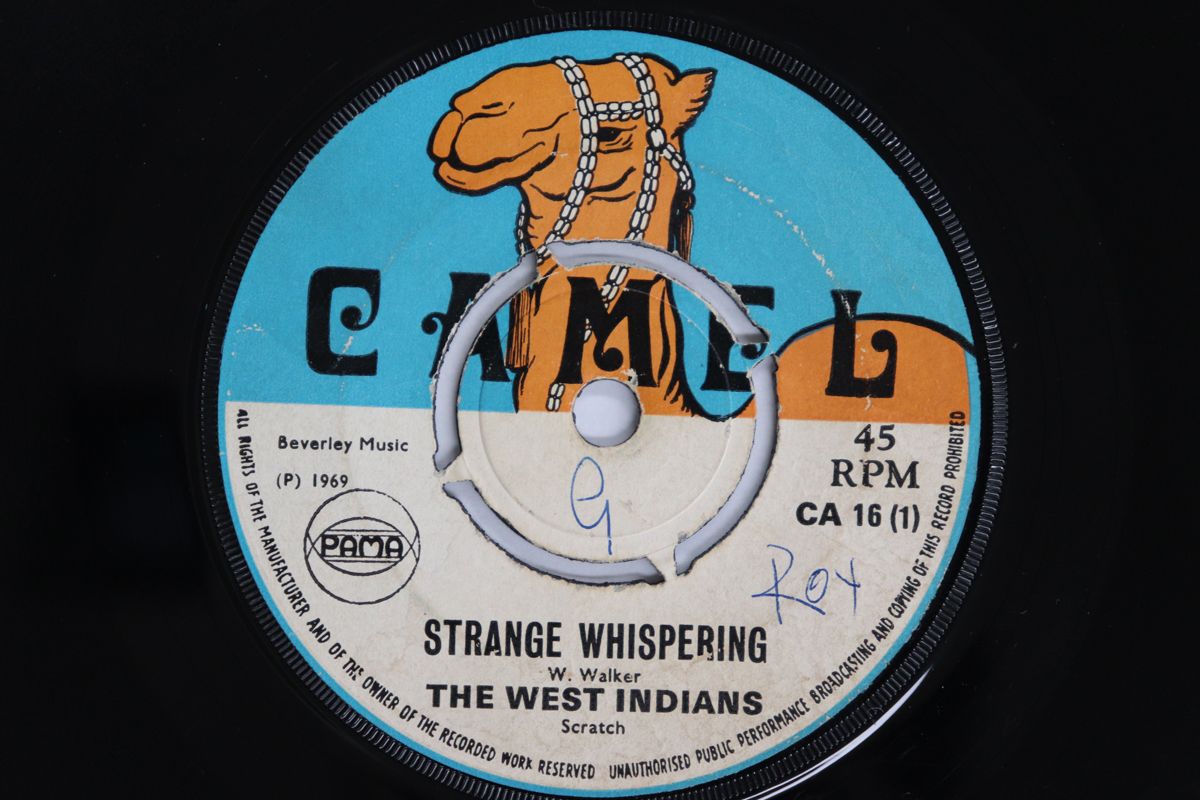 半額セール】五月人形 兜 手描本金蒔絵 金箔 漆 武蔵俊山