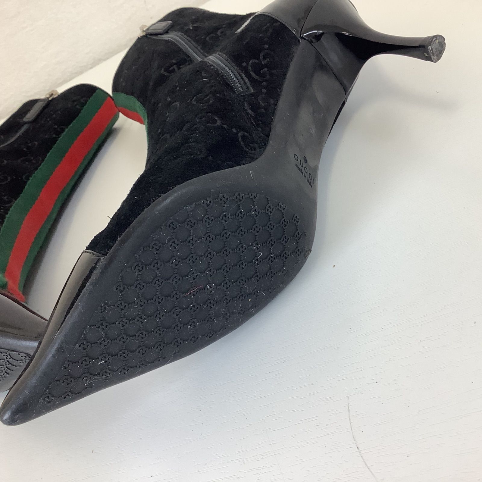 GUCCI gg ロゴ タッセルレザーショートブーツ　黒　約22cm GUCCI gg ロゴ タッセルレザーショートブーツ黒約22cm