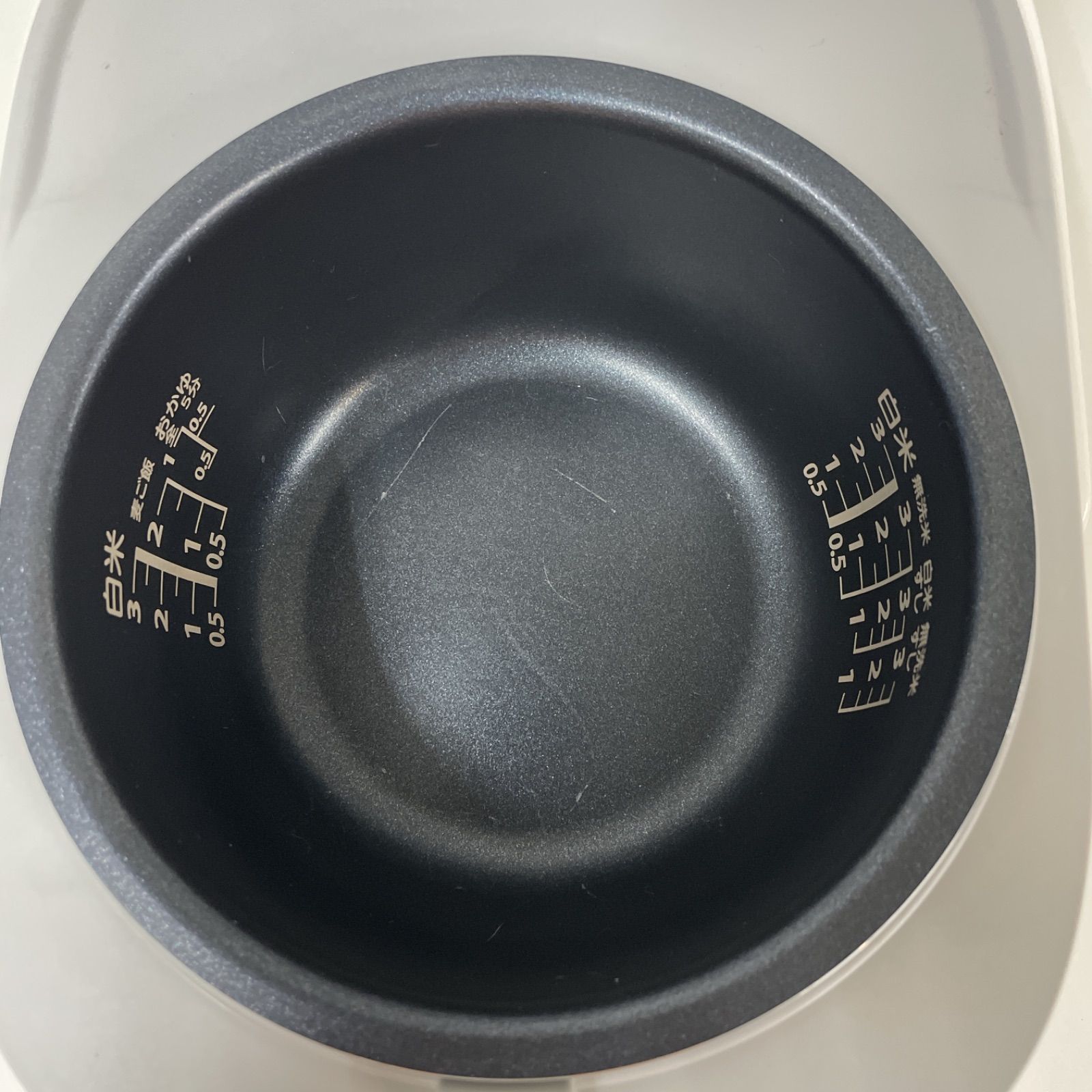 R660 ☀️ 2023年製の高年式♪ TOSHIBA 炊飯ジャー 3合炊き RC-5MFM 