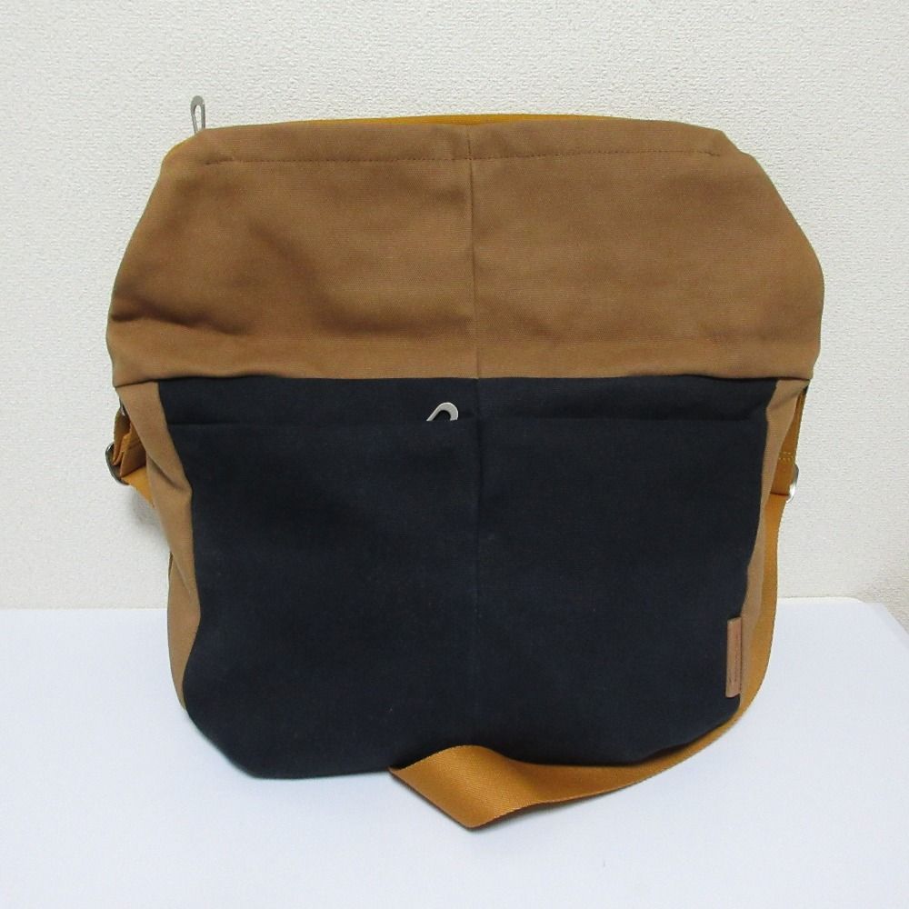 美品 cote&ciel コートエシエル 大容量 キャンバス メッセンジャー 