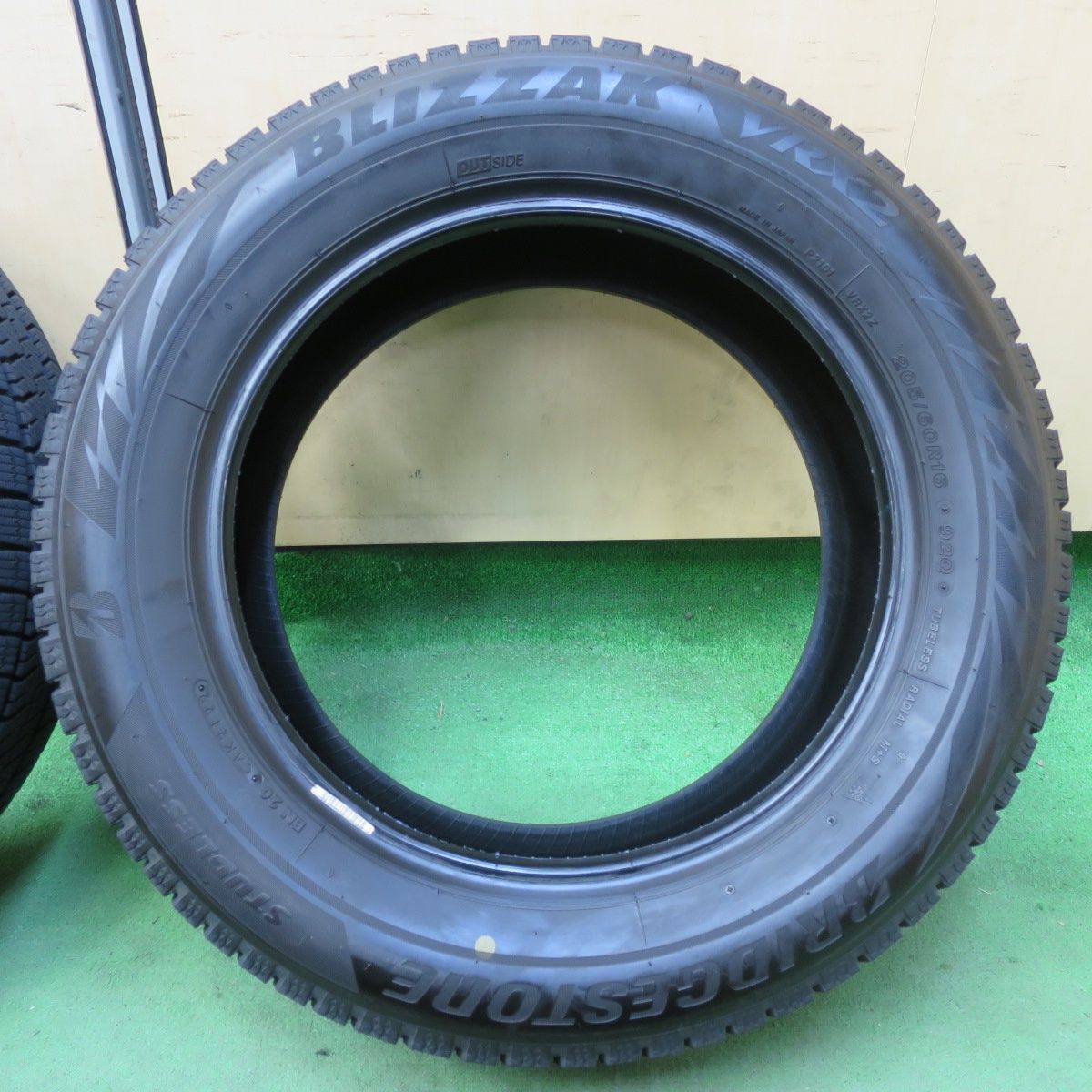 9.5分 スタッドレス