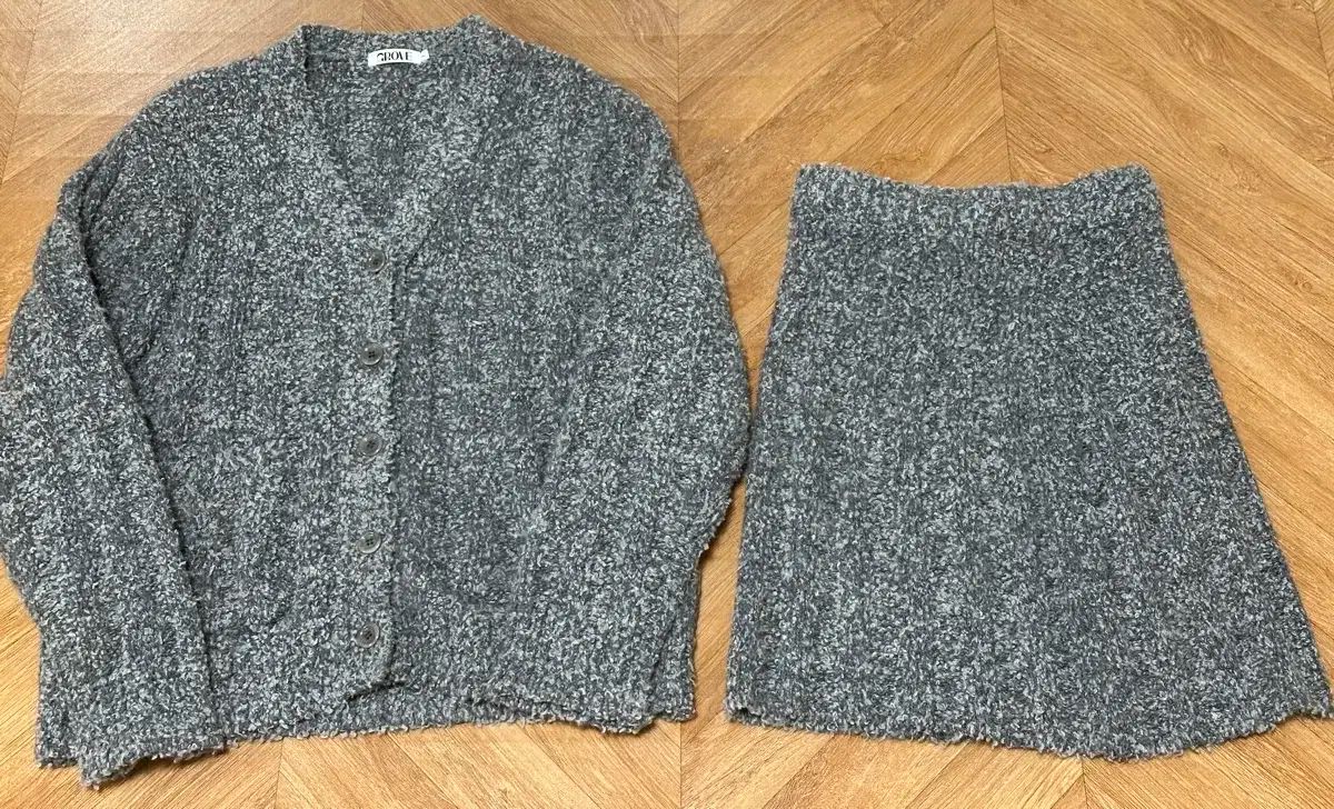  Grove グローブ ニットセットアップ 256 000 勝ちました その他 ビジネススーツ