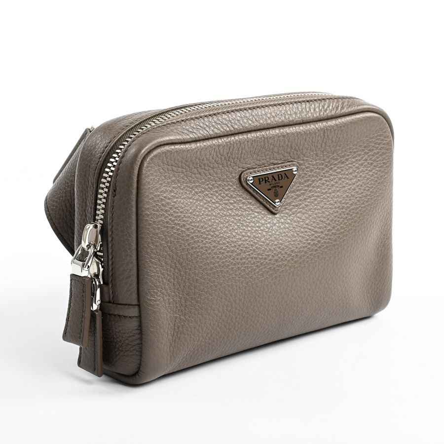 プラダ ボディバッグ