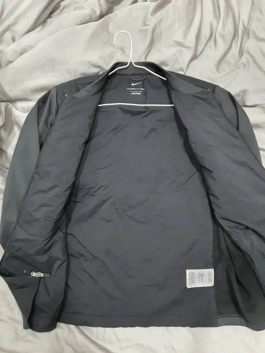 ゴルフジップアップ