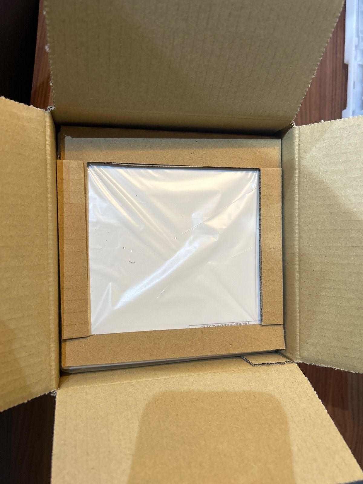 ⭐️最終価格⭐️店舗限定プリーツプリーズ変形フード付きパーカー極美品⭐️ イッセイミヤケ プリーツプリーズパーカー ⭐️最終価格⭐️店舗限定