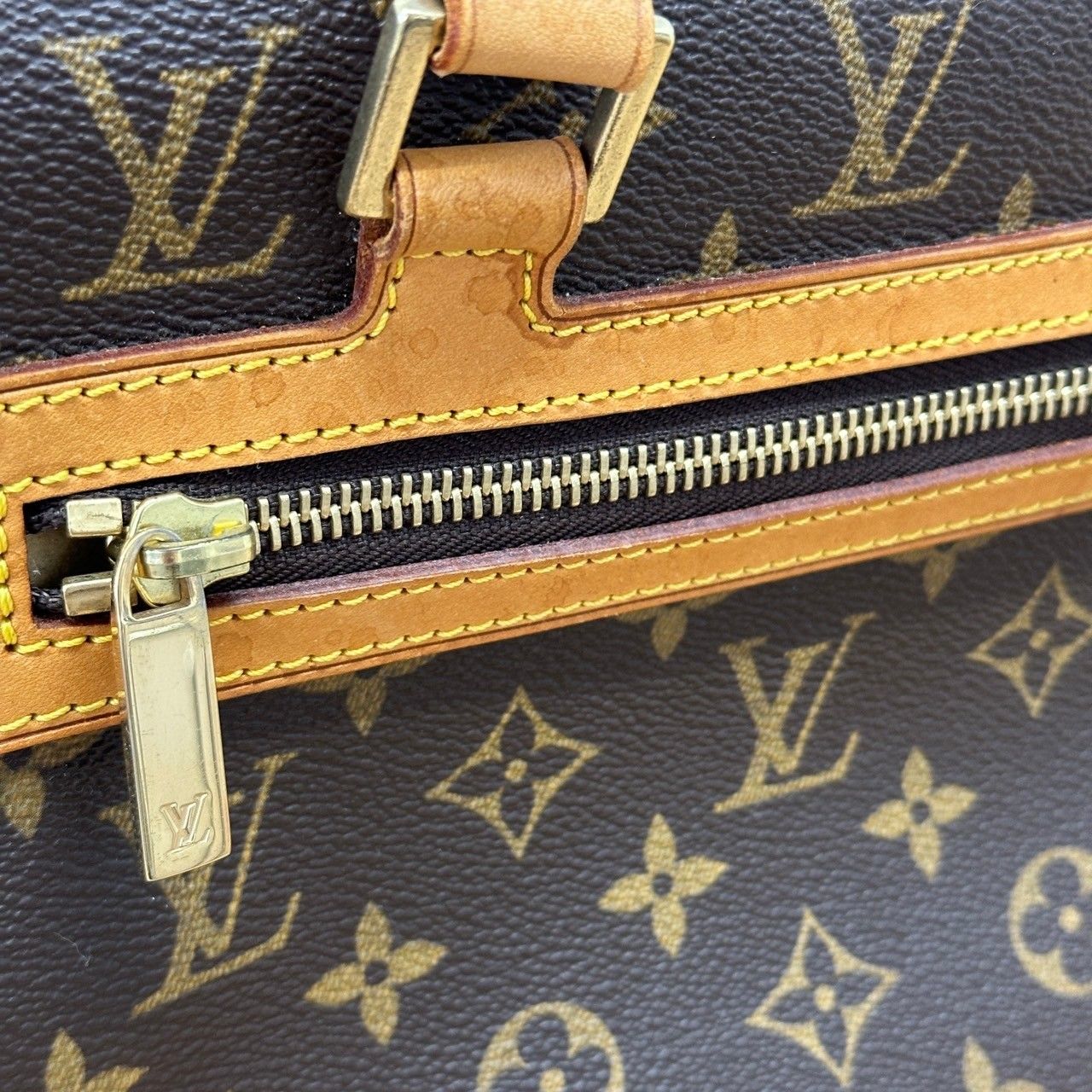 ♪ Louis Vuitton ルイヴィトン M51181 モノグラム シテGM ショルダーバッグ ダブルファスナー ビトン - メルカリ