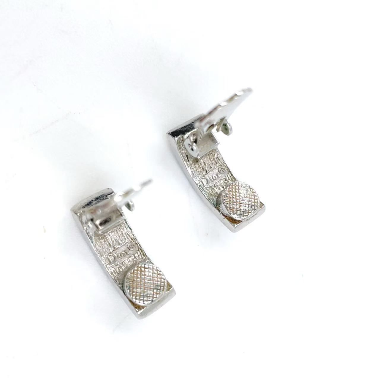 Christian Dior ロゴ シルバー メタル シルバー×ブラック イヤリング FORTGASGNV_COM_BR