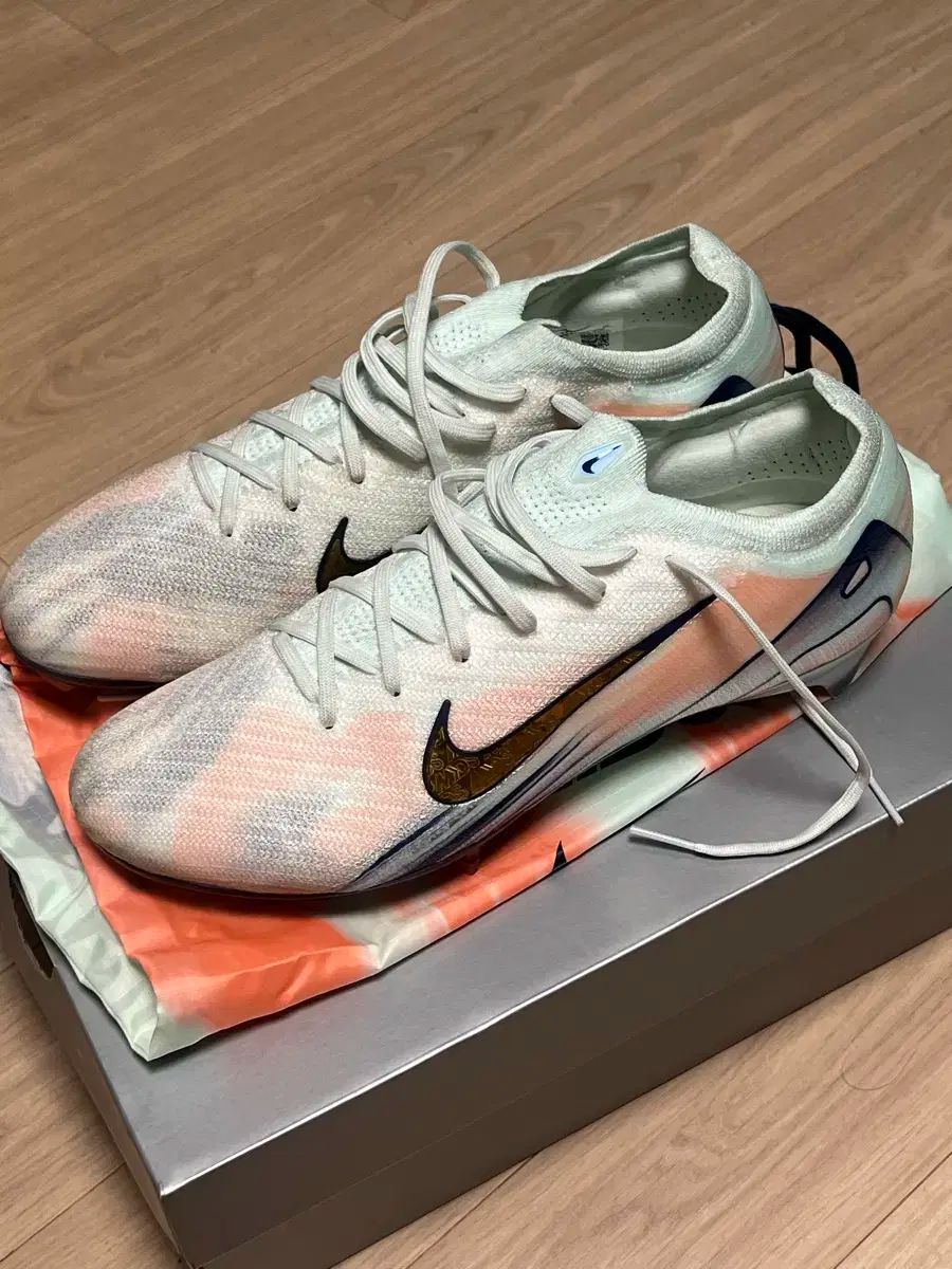 NIKE(ナイキ) マーキュリアル ヴェイパー 16 mds fg 275 NIKE(ナイキ