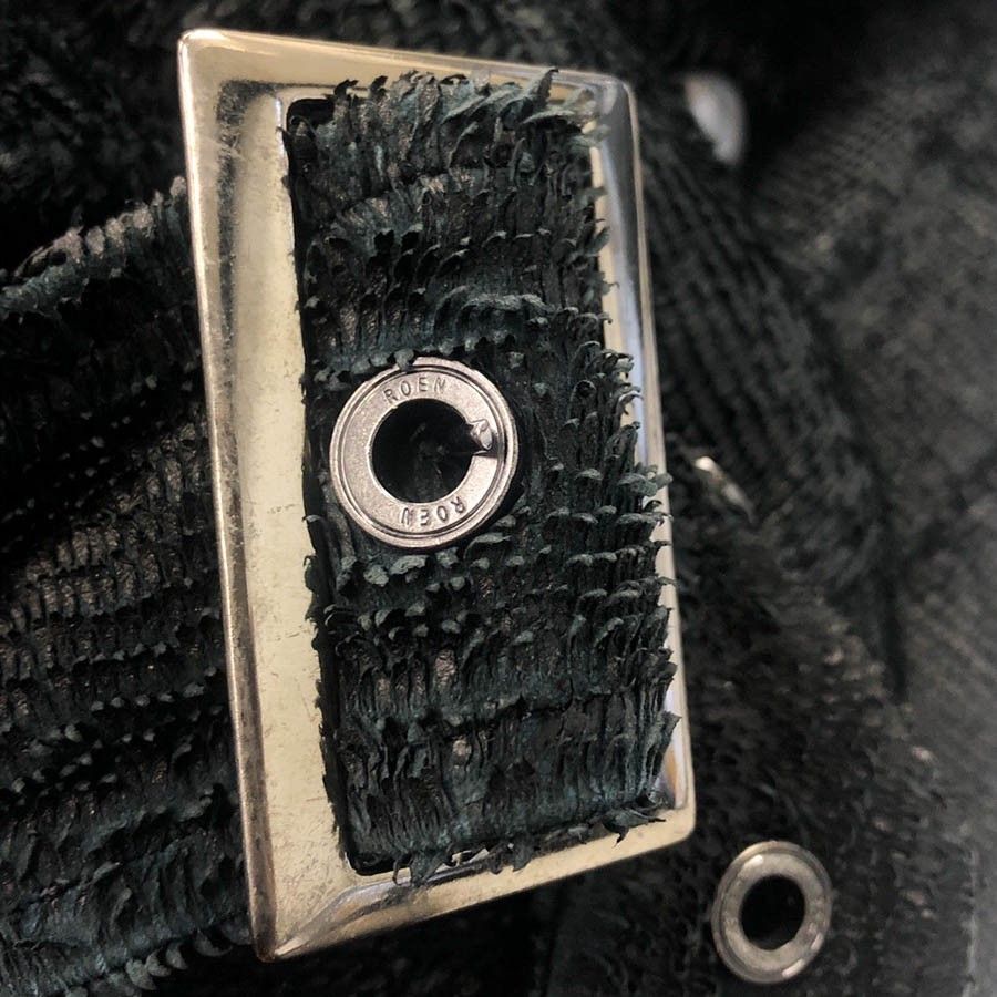 Roen ロエン メタルボタントレンチコート ブラック - - メルカリ 