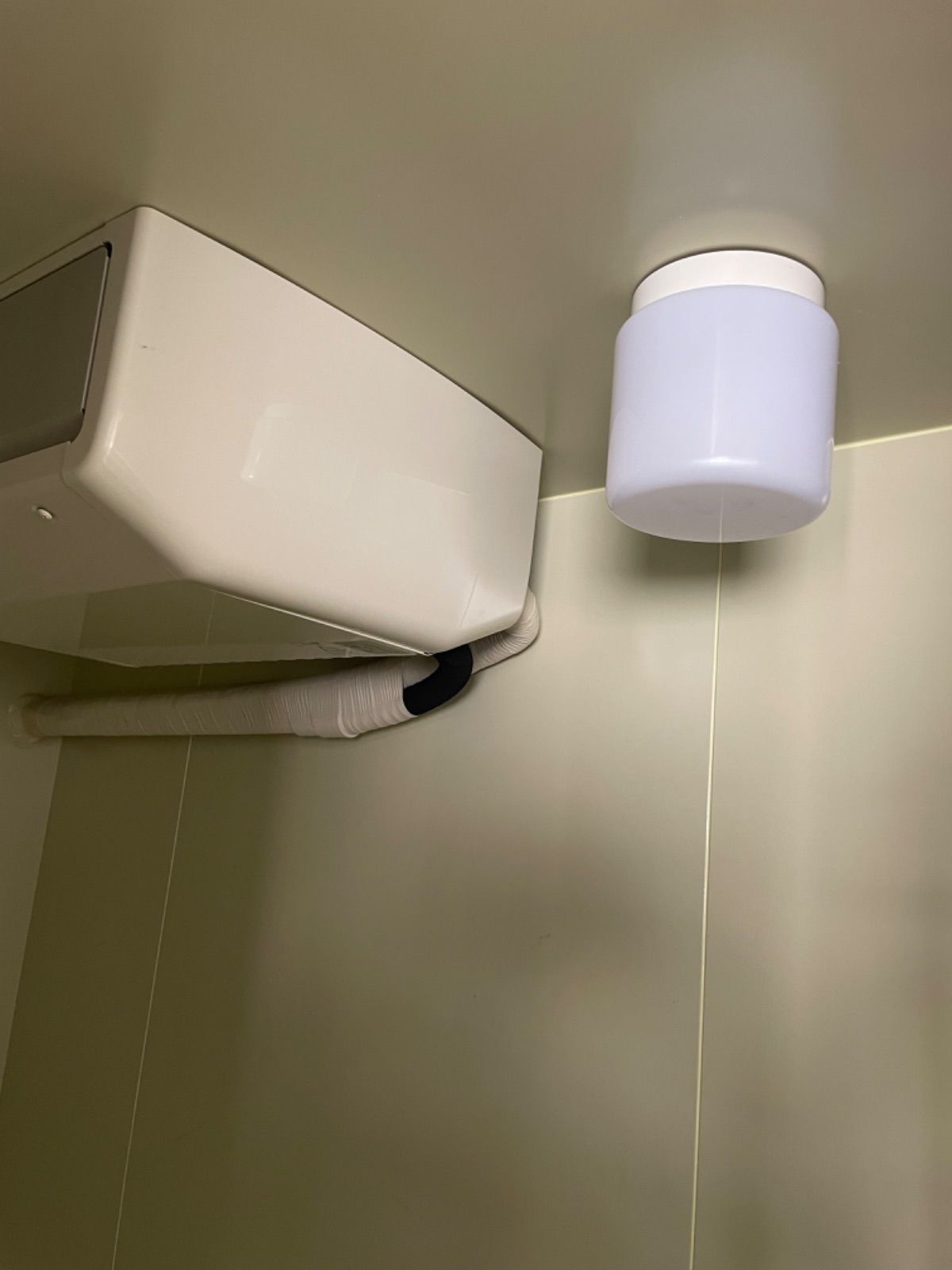 プレハブ冷蔵庫 1坪 PCU-SV100ME 2021 横浜から50kmほど - メルカリ 