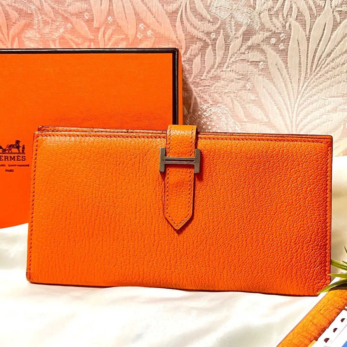 HERMES エルメス ベアンスフレ 二つ折り長財布オレンジ 美品 