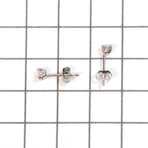 ヴァンドーム青山 ペアシェイプ ダイヤモンドピアス Pt950/Pt900