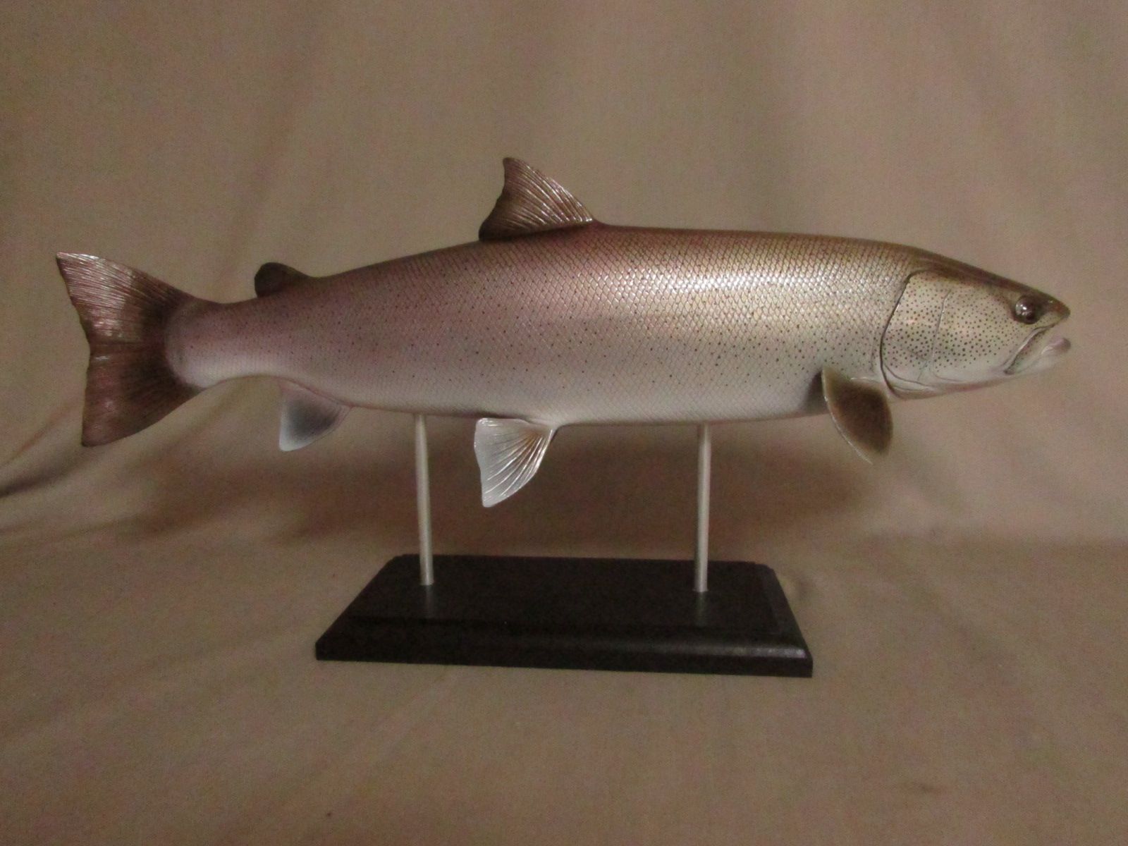 ハンドメイド 自作 ４６ｃｍイトウ 怪魚 釣り フィギュア 魚模型 