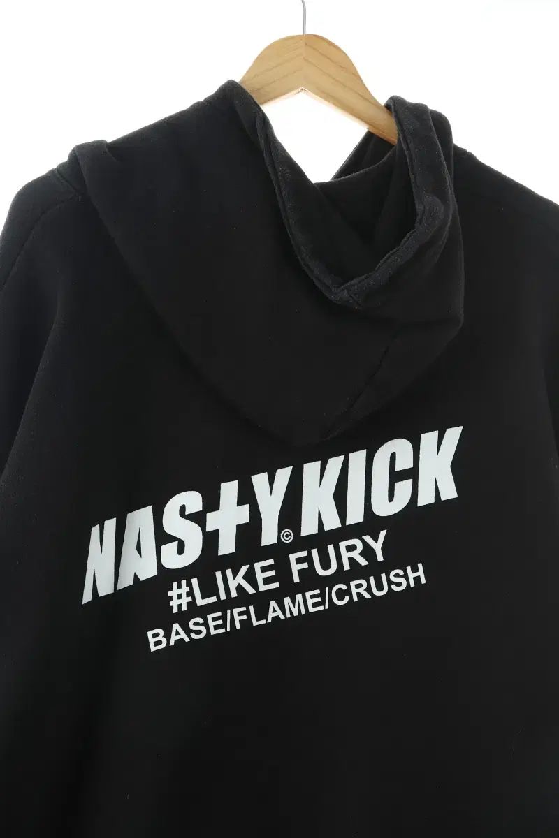 【雷市場（ポンジャン）商品韓国直送】 （ XL ） NASTY KICK(ナスティー キック) フード付きTシャツ 黒 裏起毛 限定版- 10317