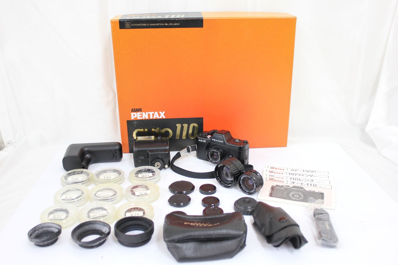 返品保証 元 き ペンタックス Pentax auto 110 18mm 24mm 50mm F2.8 110 Winder フラッシュ 付属品多数 ボディレンズセット M6161