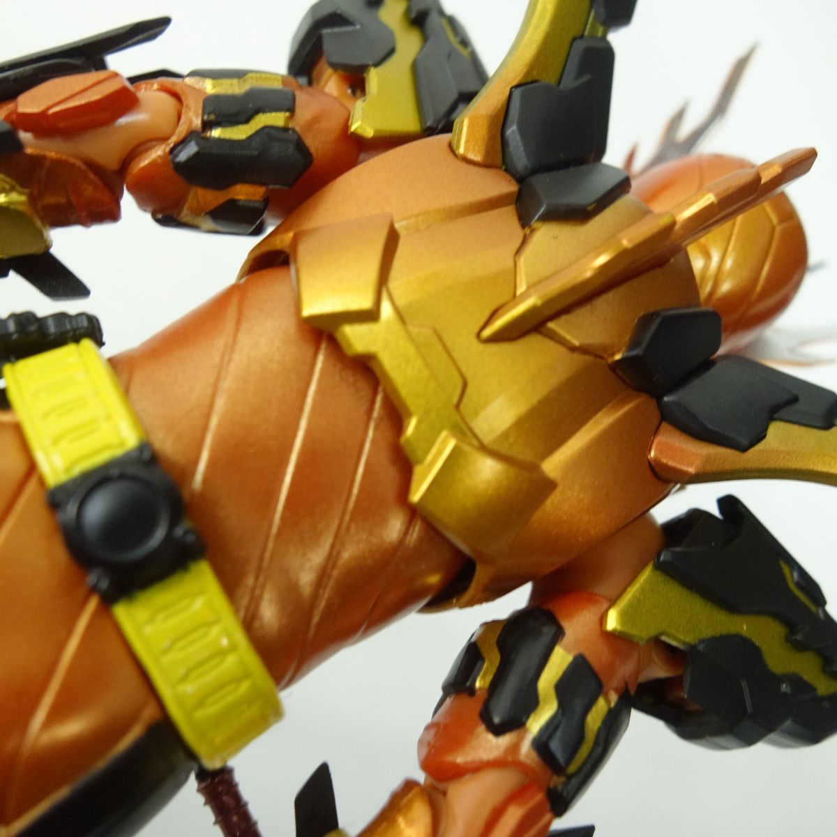 フィギュアーツ 仮面ライダービルド