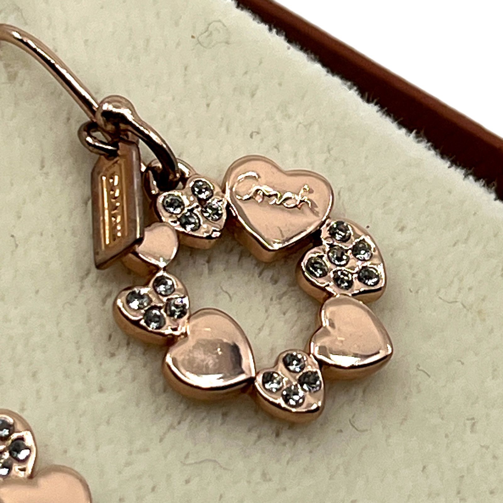 コーチハートピアスcoachピンクゴールド COACH - コーチ ピアス ハート ピンクゴールドの通販 by ちびみ