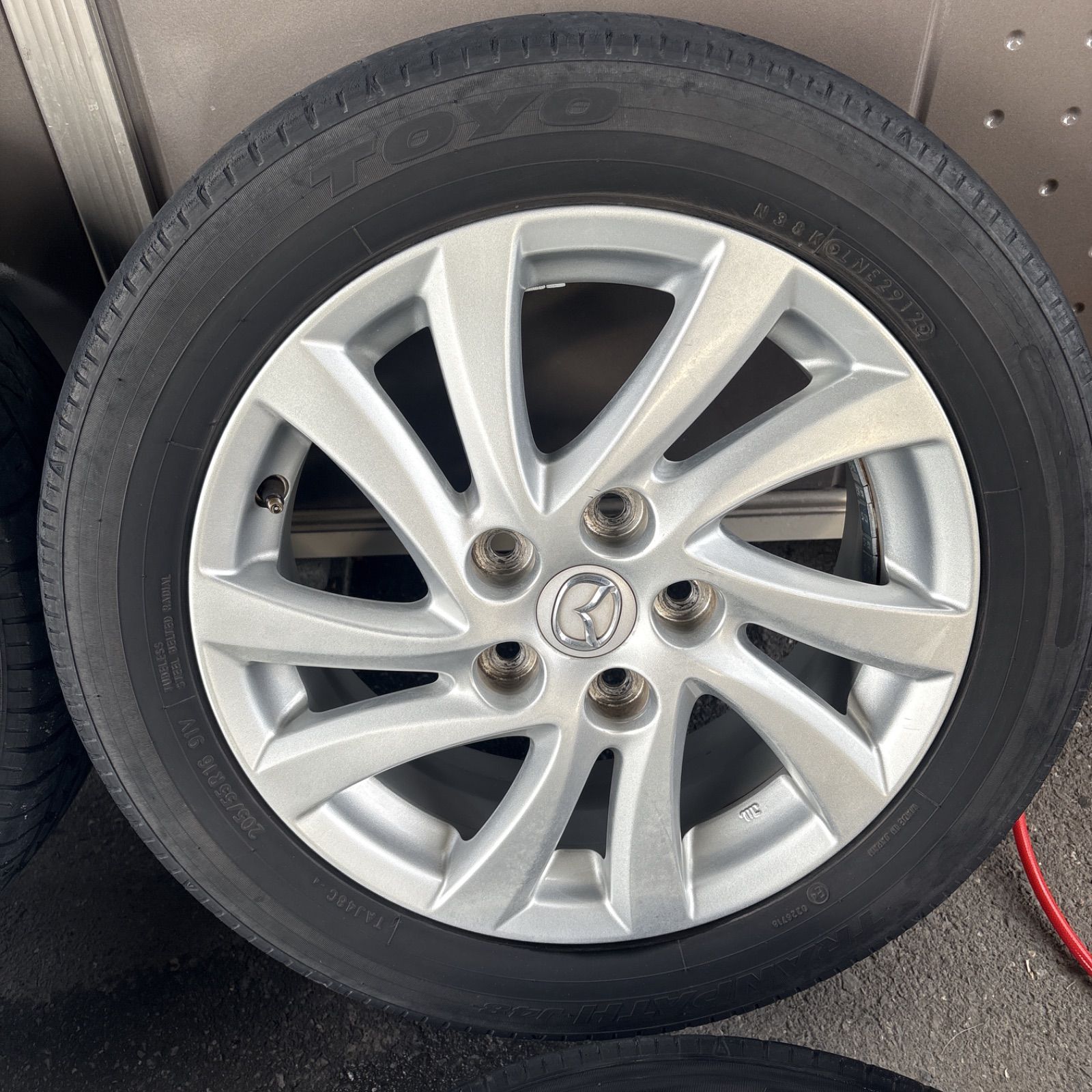 プレマシー 純正ホイールタイヤセット 205 55R16 FFCRYSTALESIA_COM