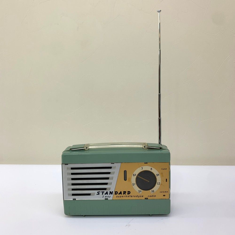 【動作品】STANDARD SR-540 真空管ラジオ1950年代製 動作品】STANDARD SR-540 真空管ラジオ1950年代製 - メルカリ